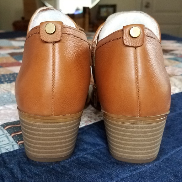 Naturalizer Zarie Tan Leather Bootie 7.5 - Picture 6 of 12